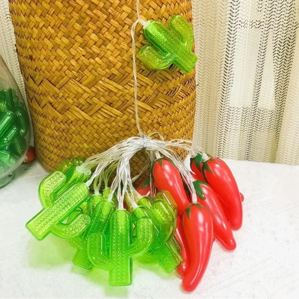 Cactus and Chili Pepper String Lights, NEW